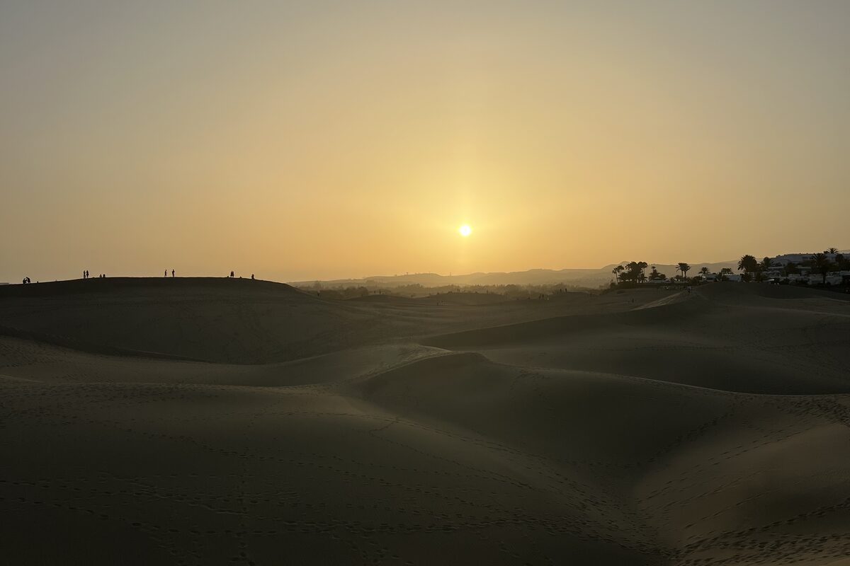 Maspalomas &mdash; p&iacute;sečn&eacute; duny při z&aacute;padu slunce
