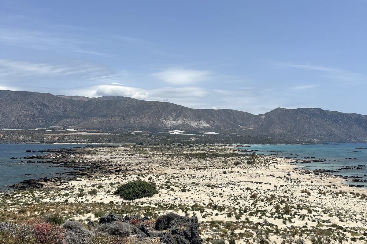 Elafonissi &mdash; pohled z vrcholu poloostrova