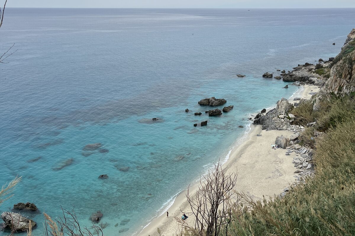 Spiaggia Parghelia &mdash; pr&aacute;zdn&aacute; z&aacute;toka v ř&iacute;jnu